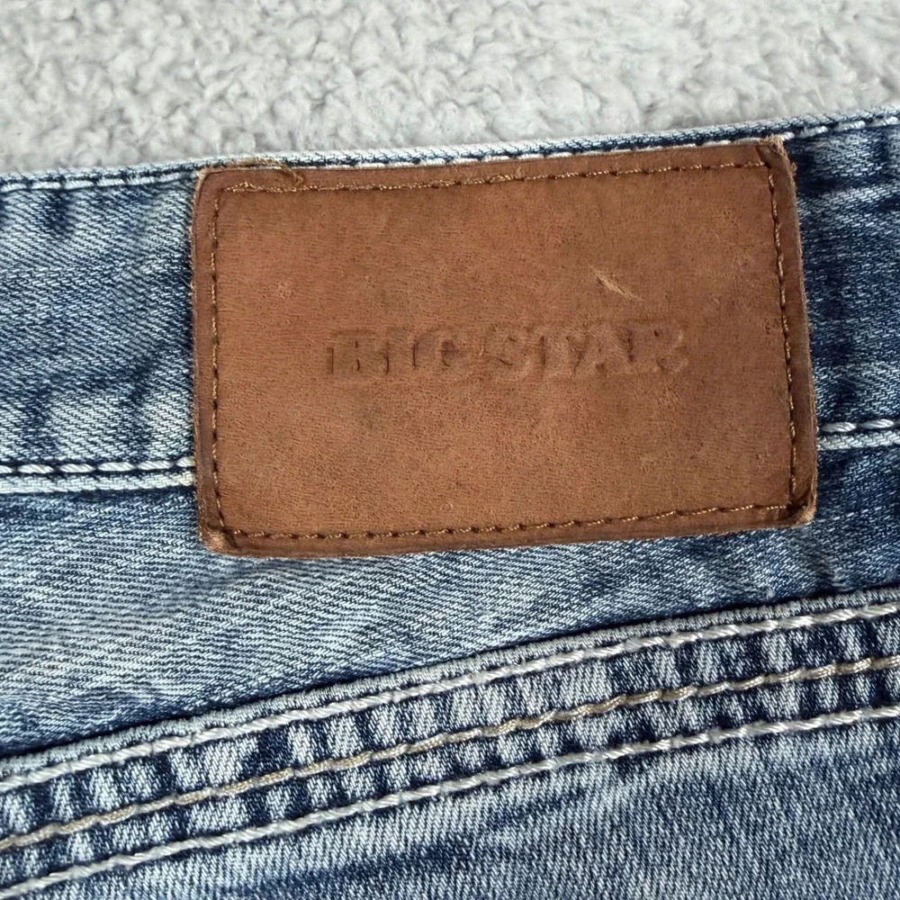 Big Star Pioneer Boot Jeans Mens 33L Distressed‎ Blue Wash Denim